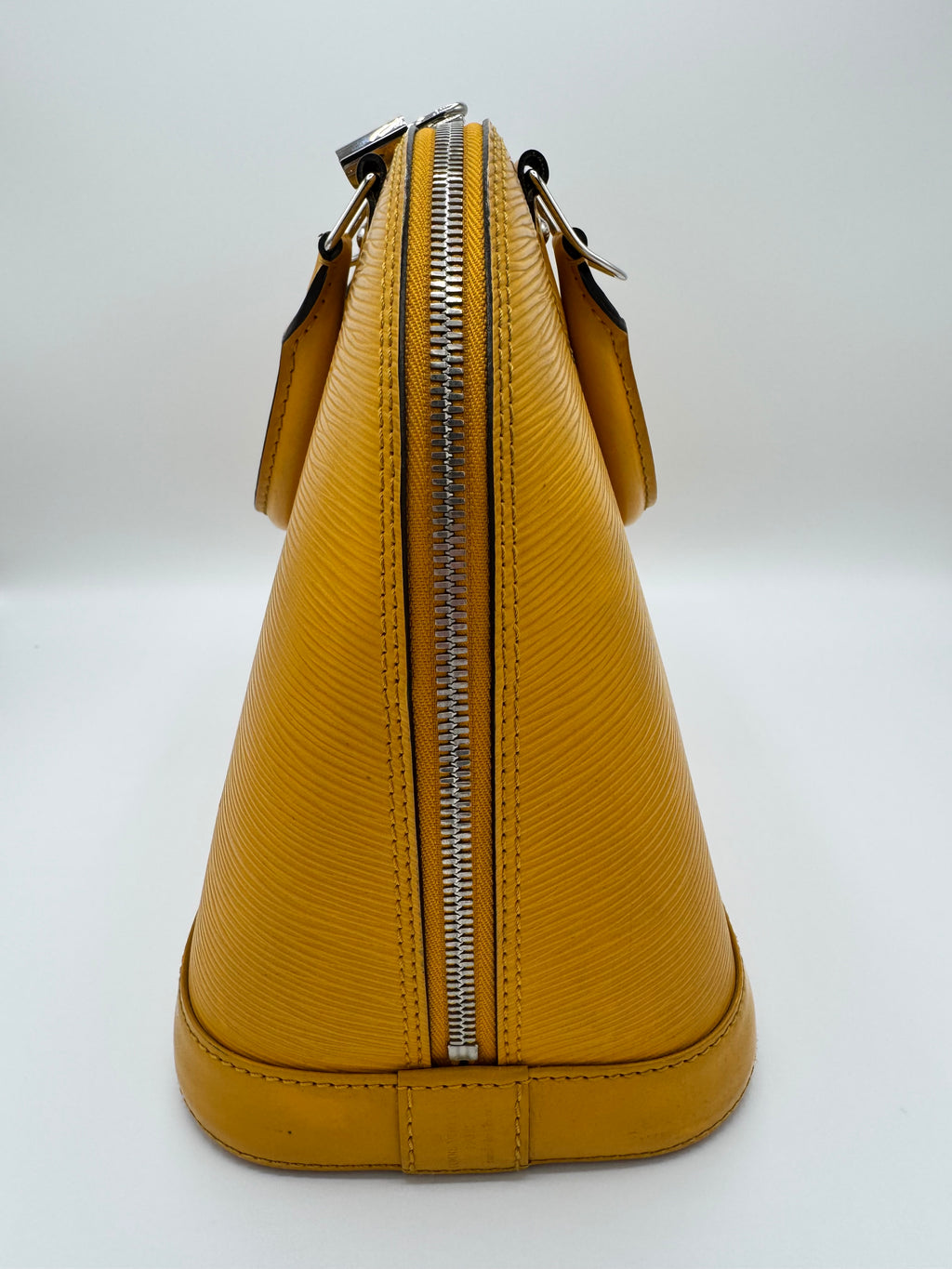 Louis Vuitton Alma PM Epi