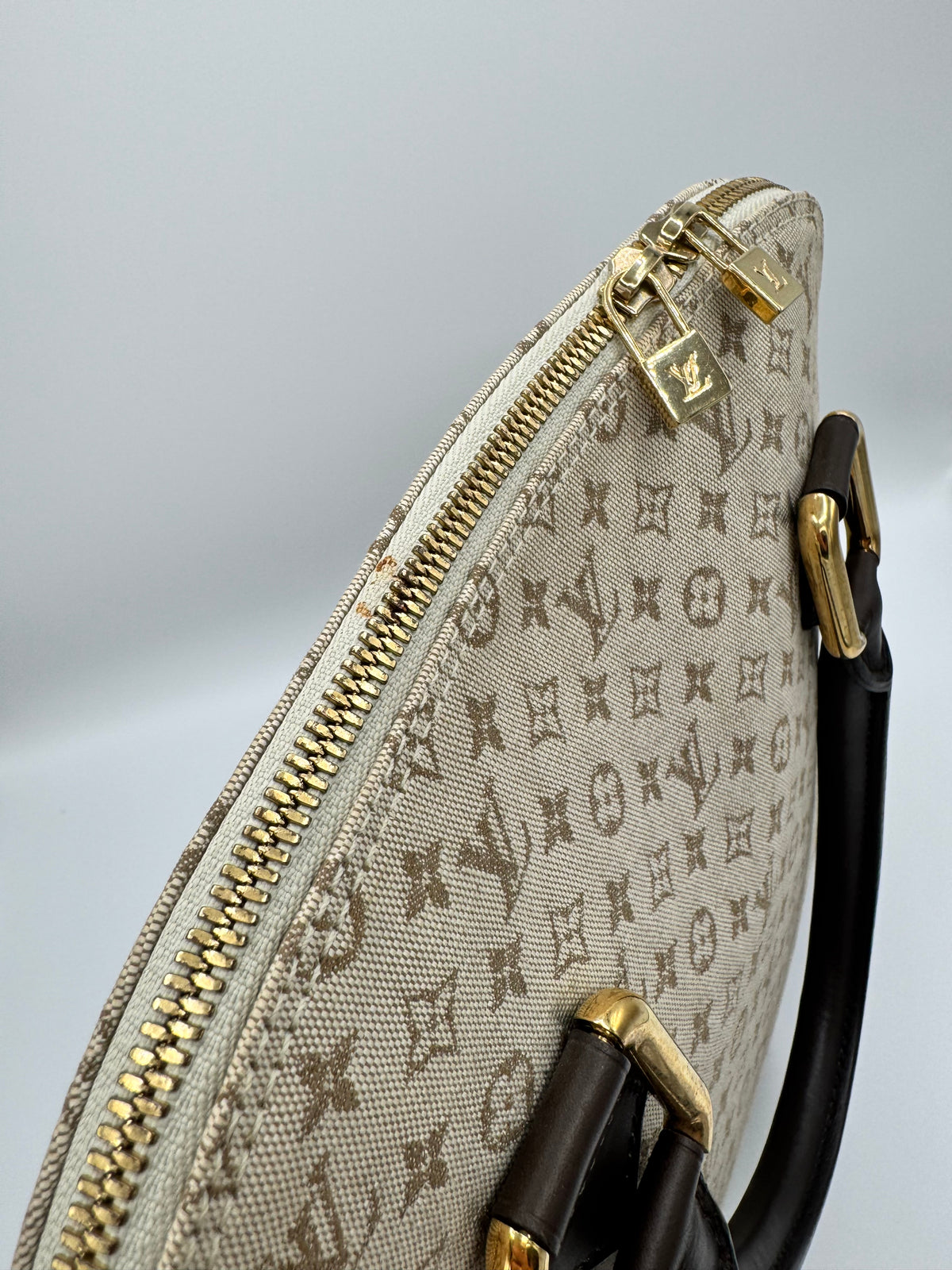 Louis Vuitton Alma Haut Mini Lin
