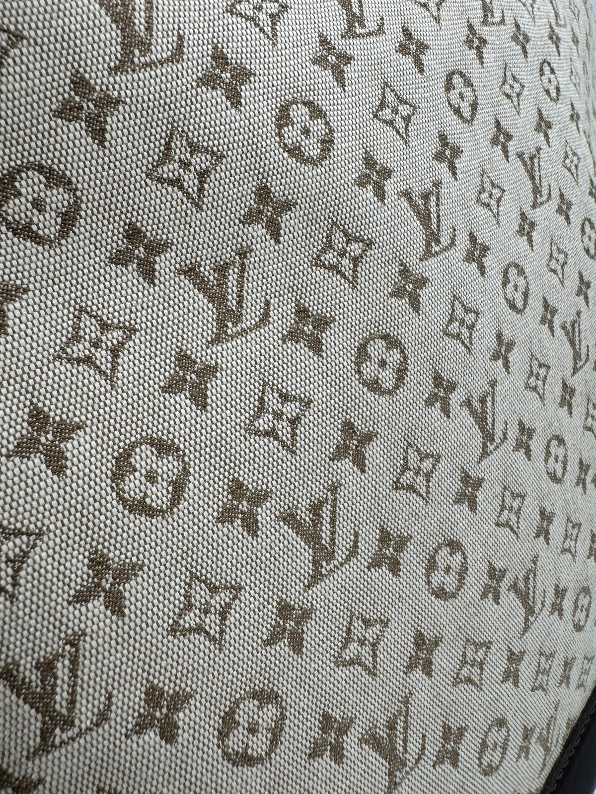 Louis Vuitton Alma Haut Mini Lin
