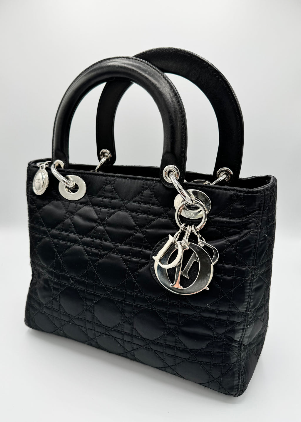 Dior Lady Dior Cannage Medium