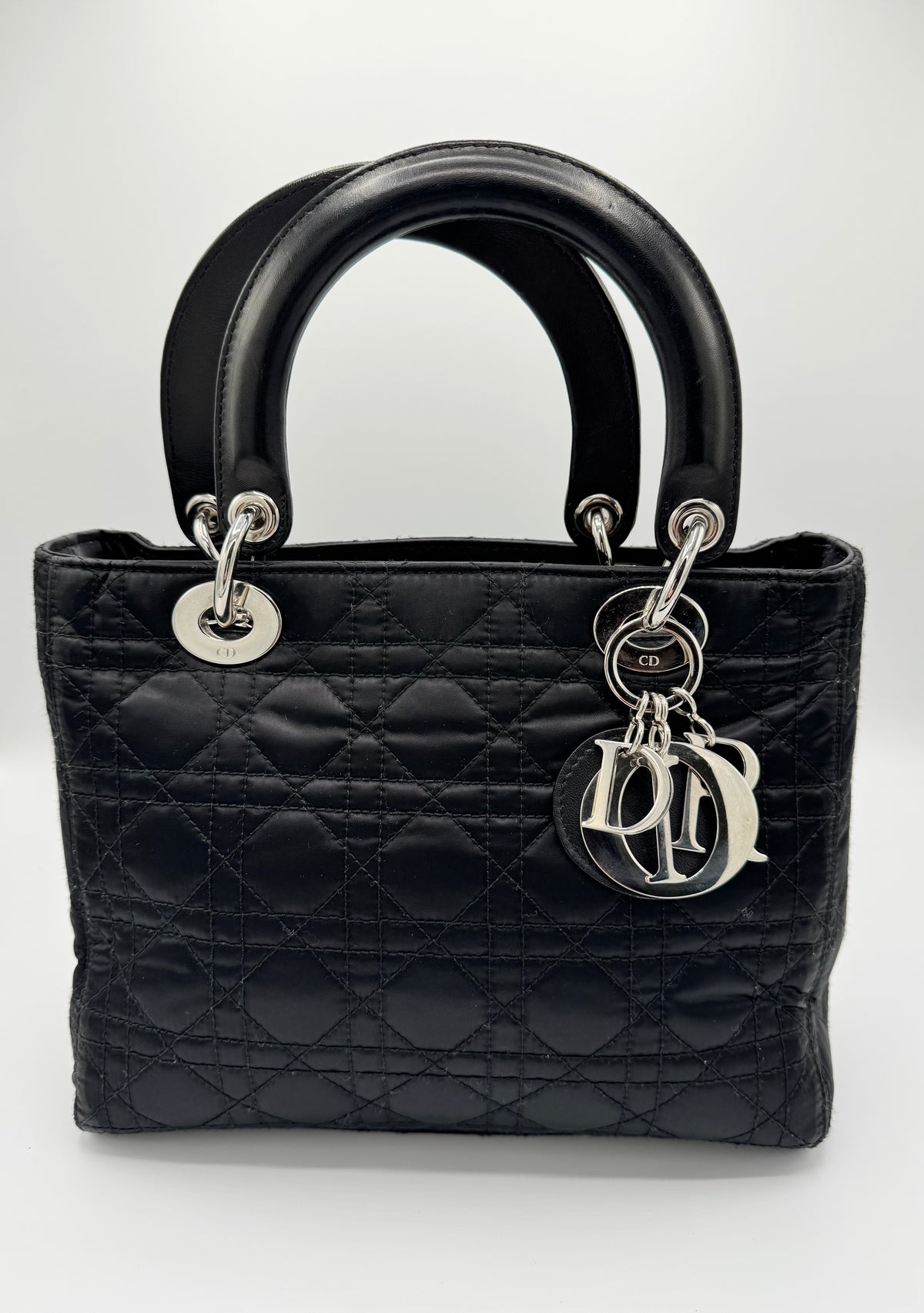 Dior Lady Dior Cannage Medium